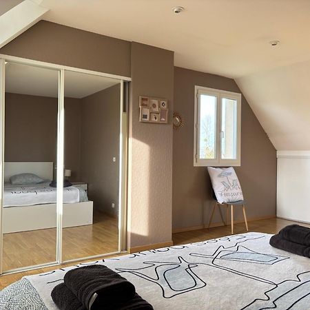 Maison avec grand jardin et belle terrasse 2 kms de la plage près Omaha Beach et Arromanches - table ping pong Tracy-sur-Mer Extérieur photo